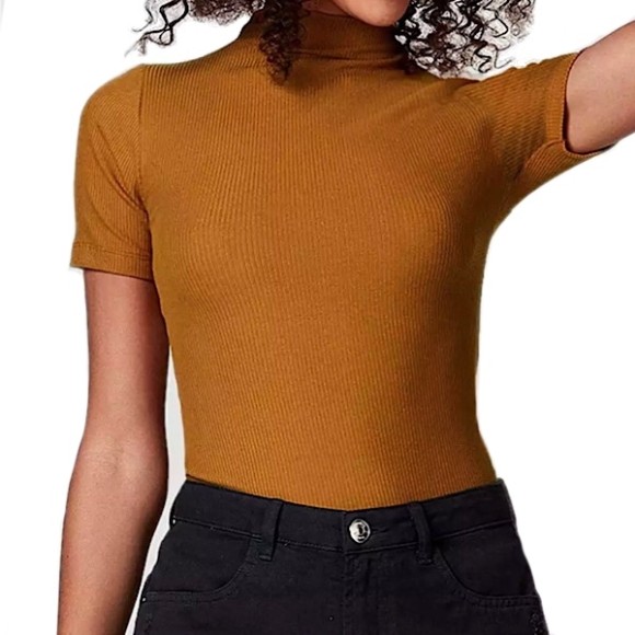 blusa básica canelada gola alta